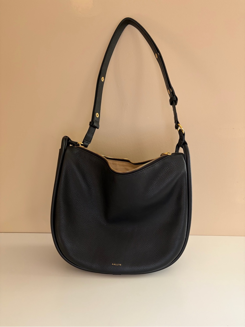 Aallyn Marley Classic Black Leather Shoulder Bag